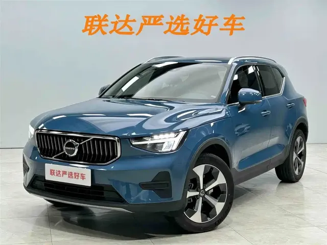 Volvo XC40 2023 B4 AWD Zhiyuan Luxury Edition