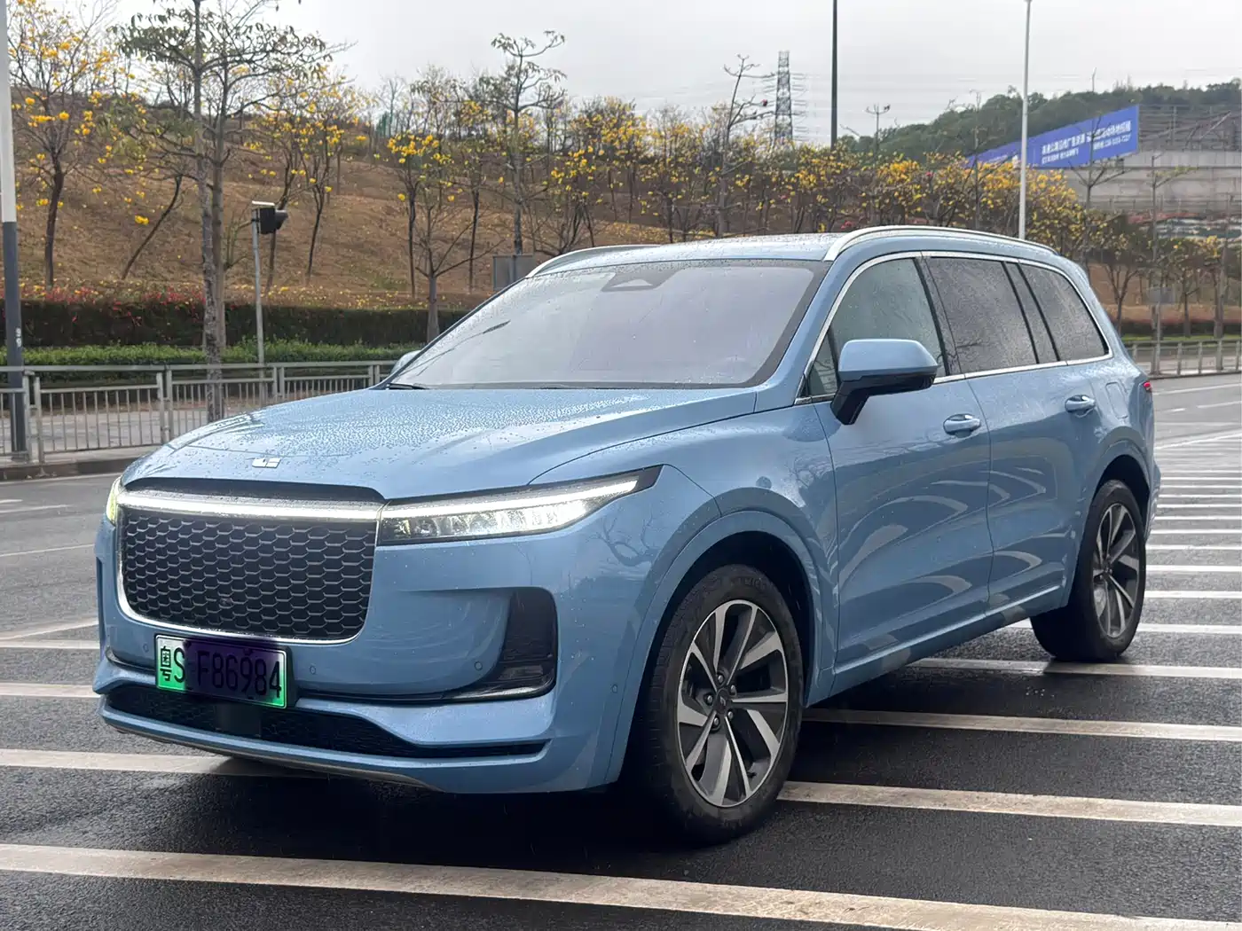 Li Auto Li ONE 2021 Extended Range 6-Seater
