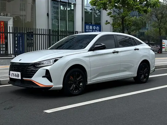 Dongfeng Aeolus Yixuan 2023 1.5L Automatic Glory Edition