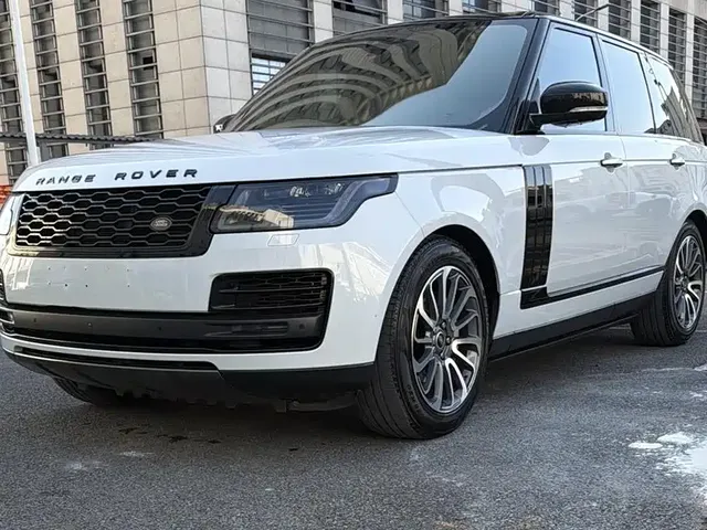 Land Rover Range Rover 2020 3.0 L6 Heritage Edition