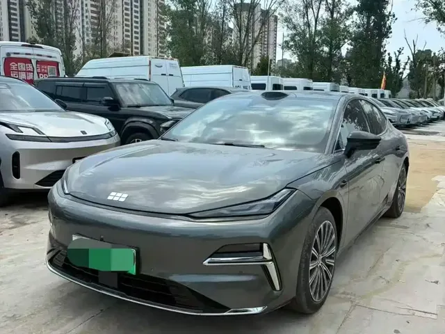 Geely Galaxy Xingyao 8 2025 130km EM-P Starship Edition