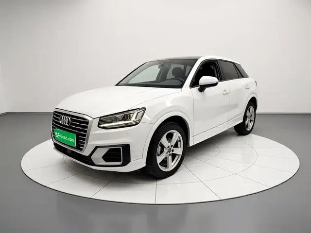 Audi Q2L 2020 35 TFSI Fashion Elegance Model