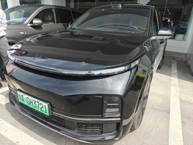 Li Auto Li L8 2024 Max