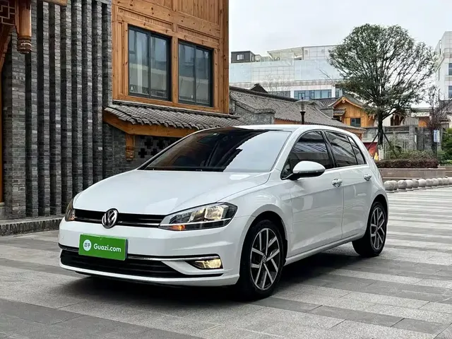 Volkswagen Golf 2020 200TSI DSG Comfort Progressive Edition