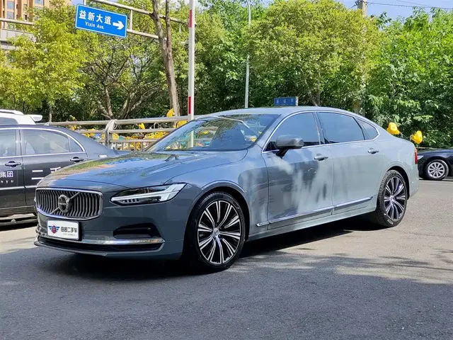 Volvo S90 2022 B5 Zhiyuan Luxury Edition