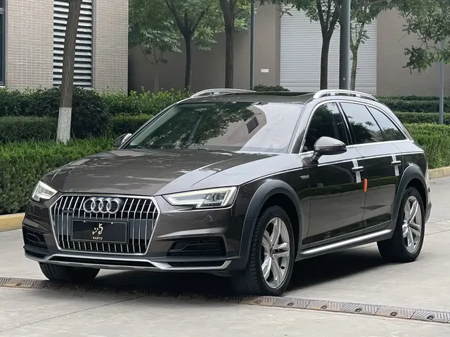 Audi A4 (Import) 2017 45 TFSI allroad quattro Fashion