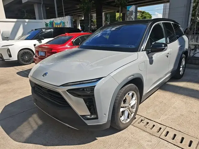 NIO ES8 2020 415KM 6-Seater