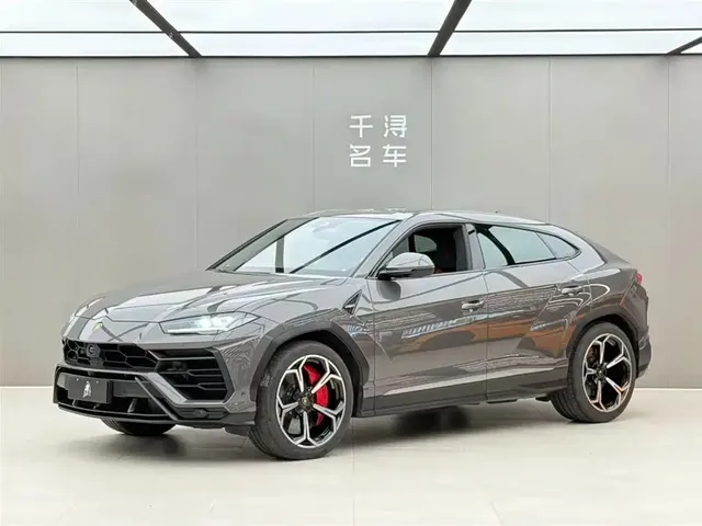 Lamborghini Urus 2021 4.0T V8