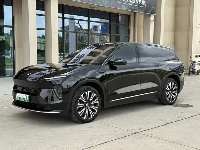 NIO ES8 2023 75kWh