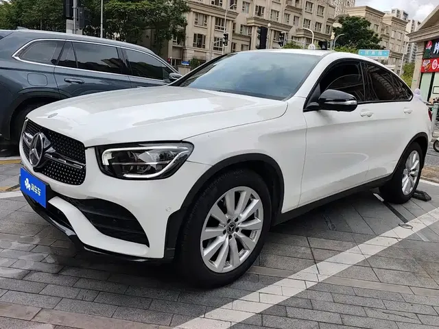 Mercedes-Benz GLC Coupe 2020 GLC 260 4MATIC Coupe SUV