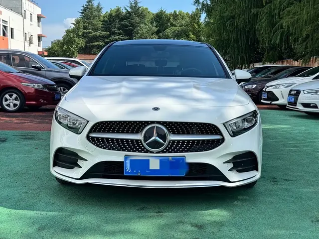 Mercedes-Benz A-Class 2022 A 200 L Sport Sedan Dynamic