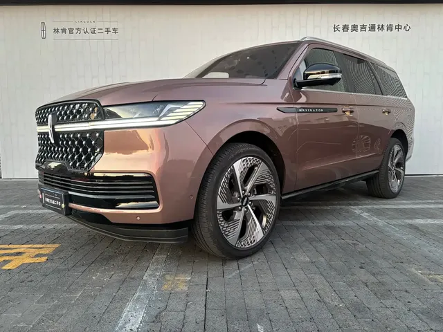 Lincoln Navigator 2025 3.5T Presidential Edition