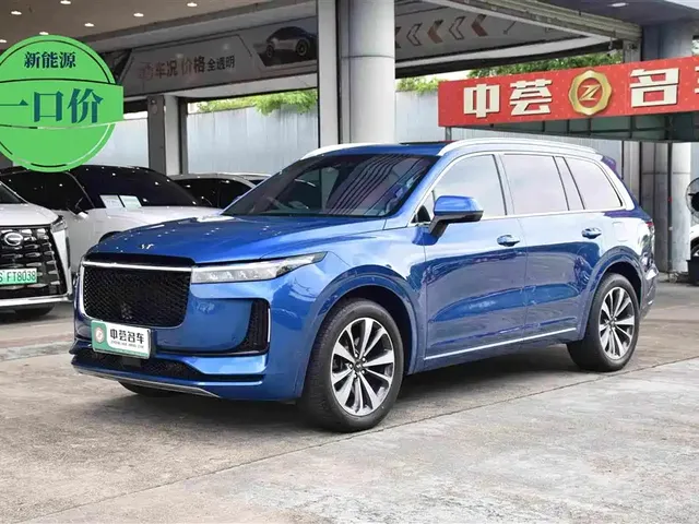 Li Auto Li ONE 2020 Extended Range 6-seater