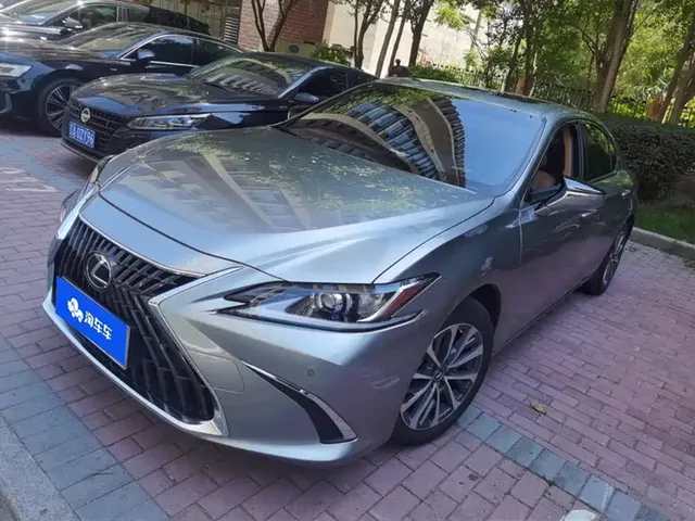 Lexus ES 2023 200 Excellence Edition