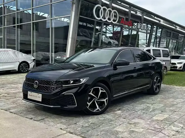 Volkswagen Passat 2024 330TSI Starlight Elite Edition
