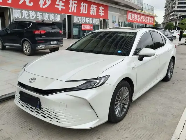 Toyota Camry 2024 Hybrid 2.0HE Elite Edition
