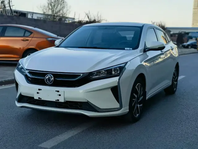 Dongfeng Aeolus Yixuan 2020 230T Automatic Xuanyue Edition
