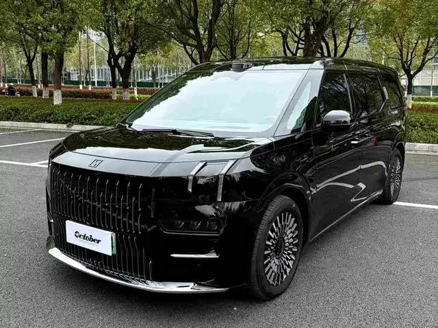 ZEEKR 009 2024 7-Seat Aisle AWD Version 108kWh