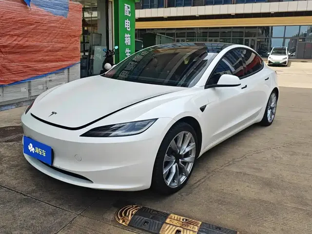 Tesla Model 3 2023 Long Range All-Wheel Drive