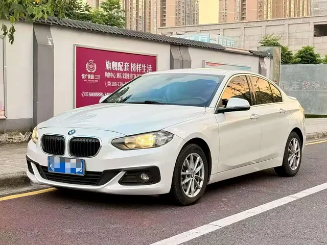 BMW 1 Series 2018 118i Fashion Edition