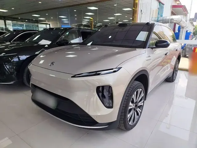 NIO ES8 2024 75kWh