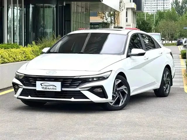 Hyundai Elantra 2023 1.5L CVT GLX Elite Edition