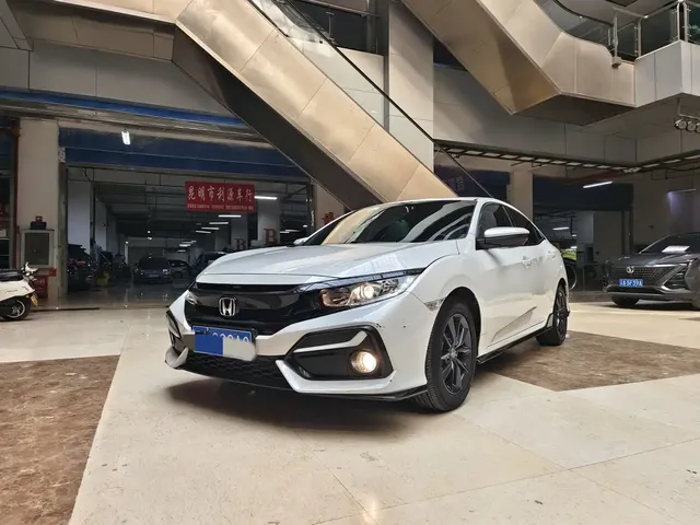 Honda Civic 2021 HATCHBACK 220TURBO CVT Trend Controller