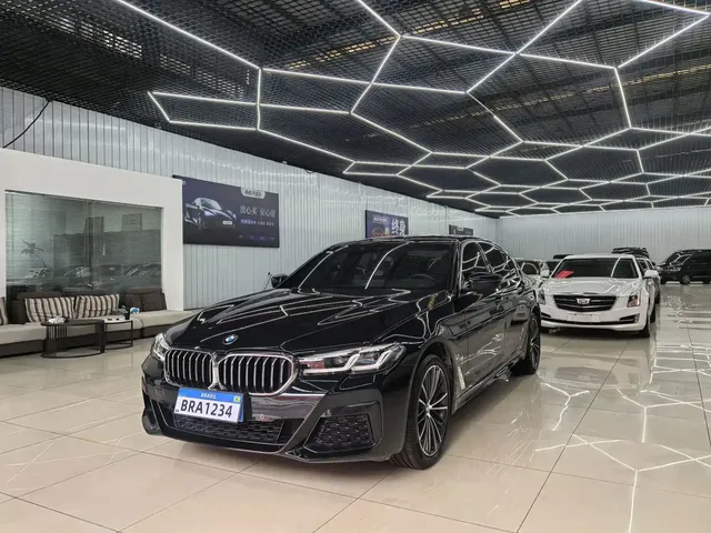 BMW 5 Series 2022 Facelift 530Li Premium Luxury Package