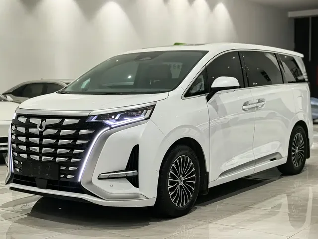 Denza D9 2022 DM-i 970 AWD Flagship