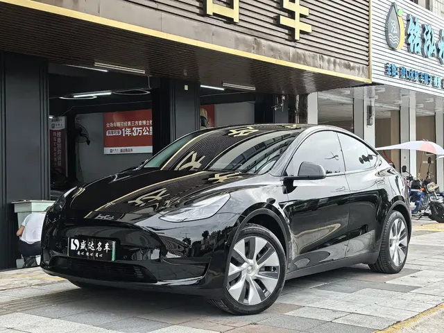 Tesla Model Y 2022 Facelift Rear-Wheel Drive Version