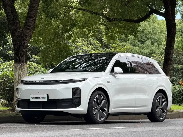 Li Auto L6 2025 Max Smart Renewal Edition
