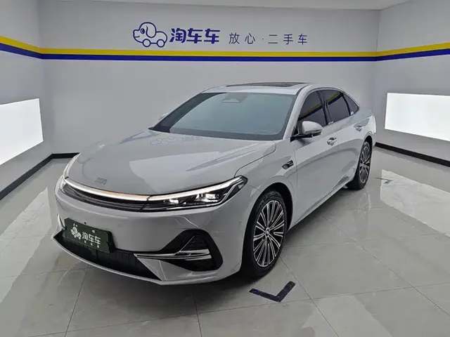Geely Galaxy A7 2025 EM-i