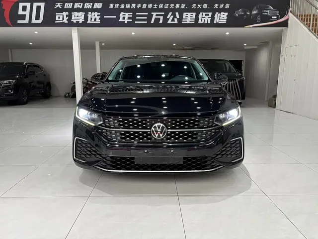 Volkswagen Passat 2023 330TSI Starlight Elite Edition