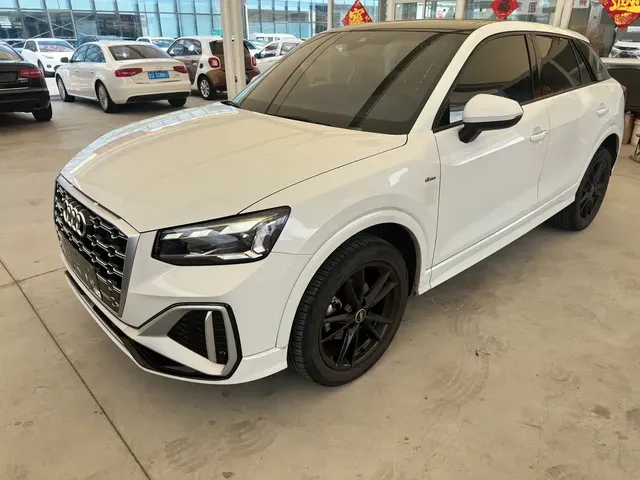 Audi Q2L 2022 35 TFSI Progressive Dynamic