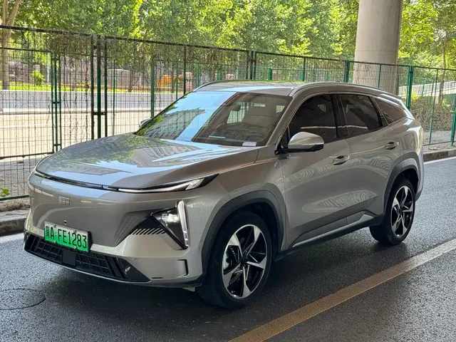 Geely Galaxy L7 2024 1.5T 115km Starship Soaring Dragon Edition