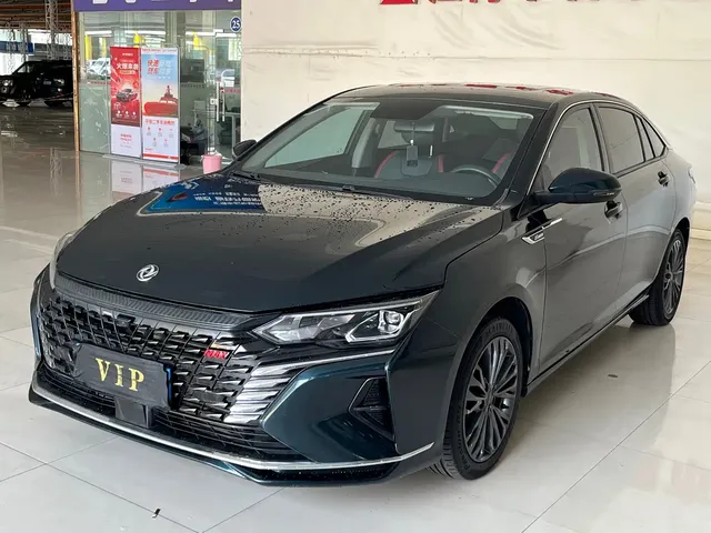 Dongfeng Aeolus Yixuan MAX 2022 1.5T Ultra Cool Dad Edition