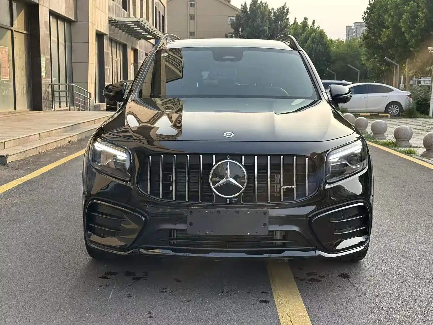 Mercedes-Benz GLB AMG 2024 AMG GLB 35 4MATIC