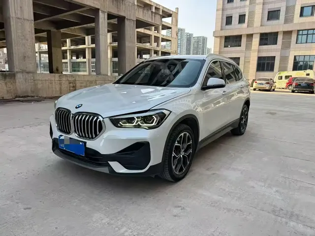 BMW X1 2022 sDrive25Li Leading