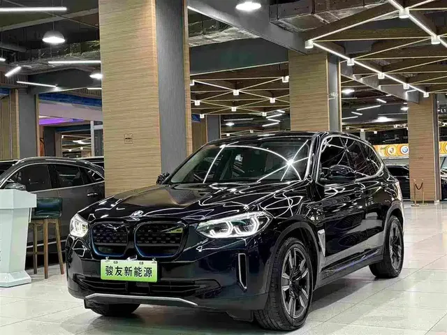 BMW iX3 2021 Facelift Leading