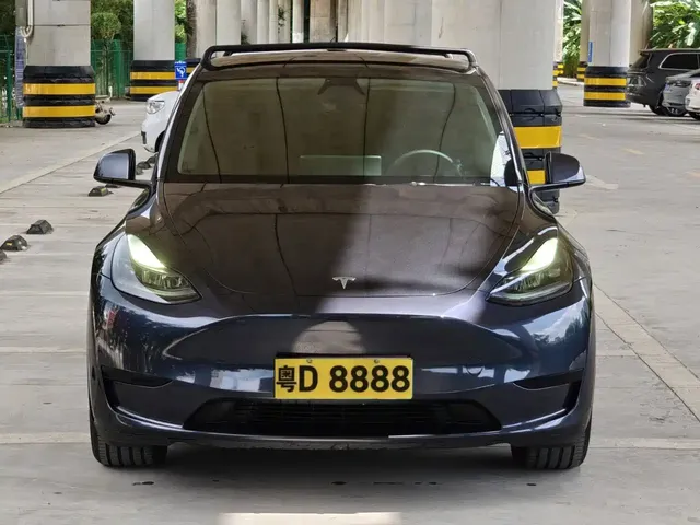 Tesla Model Y 2024 Rear-Wheel Drive Version