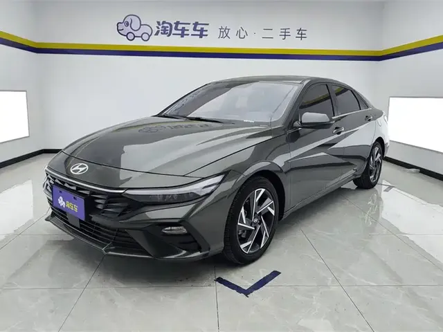 Hyundai Elantra 2023 1.5L CVT GLX Elite Edition