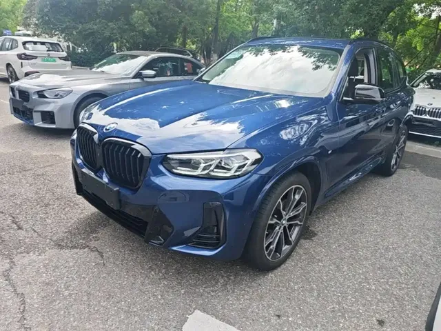 BMW X3 2023 xDrive30i Leading M Night Package
