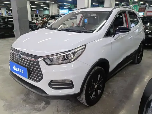 BYD Yuan New Energy 2018 EV360 Smart Connected Cool Type
