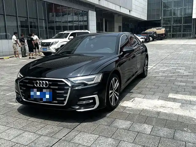 Audi A6L 2023 40 TFSI Luxury Elegance