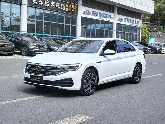 Volkswagen Sagitar 2023 300TSI DSG Surpassing Edition