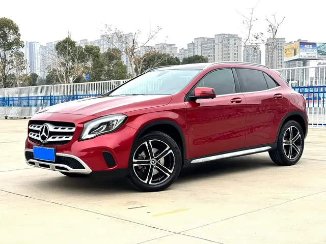 Mercedes-Benz GLA 2019 GLA 200 Fashion