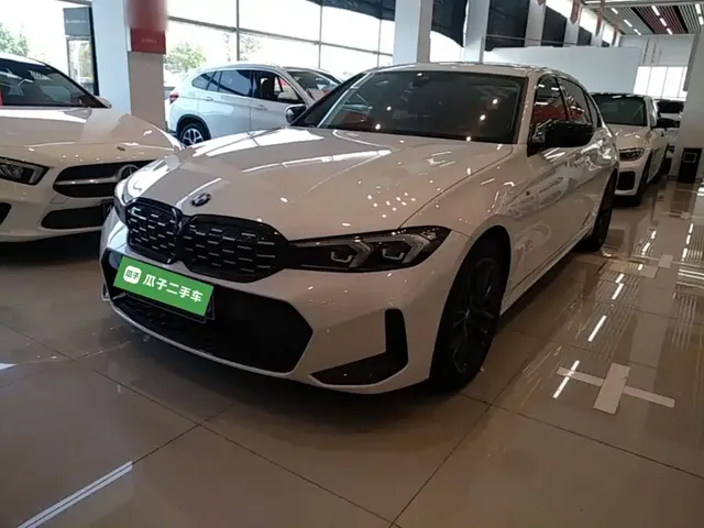BMW 3 Series 2023 325Li M Sport Black Night Package