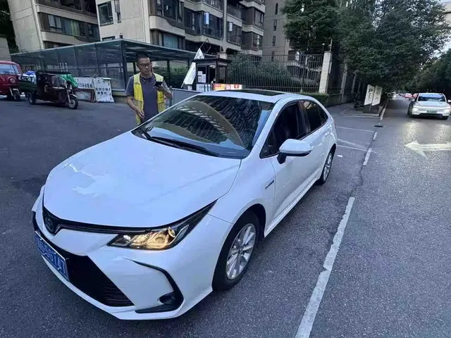 Toyota Corolla 2021 Hybrid 1.8L E-CVT Elite Edition
