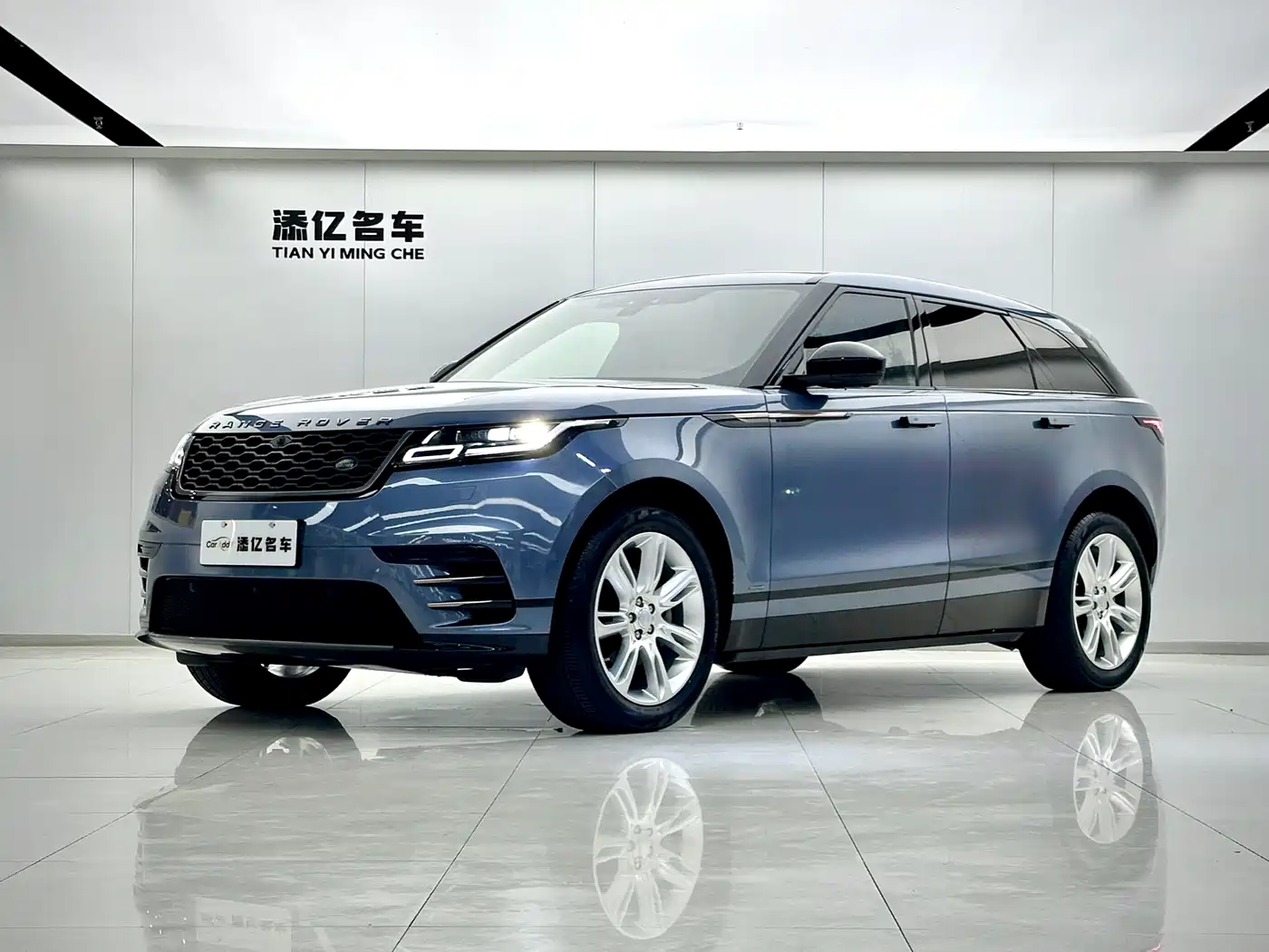 Land Rover Range Rover Velar 2020 P250 R-DYNAMIC S
