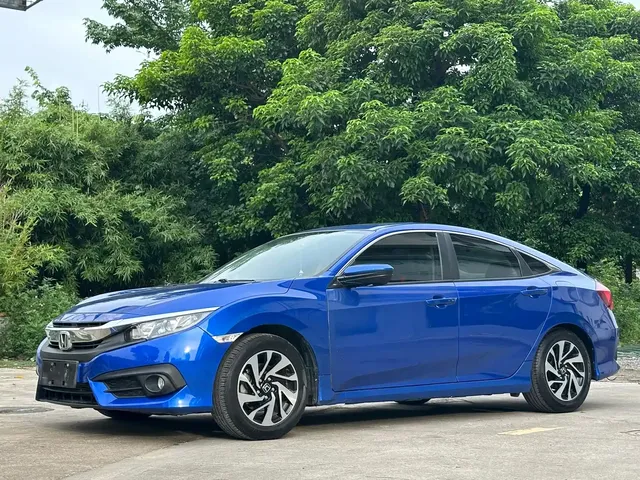 Honda Civic 2016 220TURBO Manual Luxury Edition